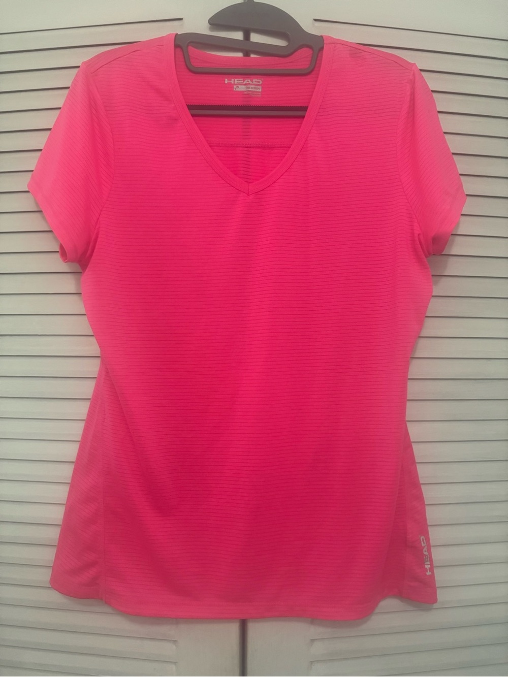 HEAD Women's Short Sleeve V-Neck Tee in Bright Pink